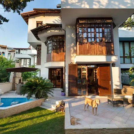 Villa House Close To With Shared Pool In *